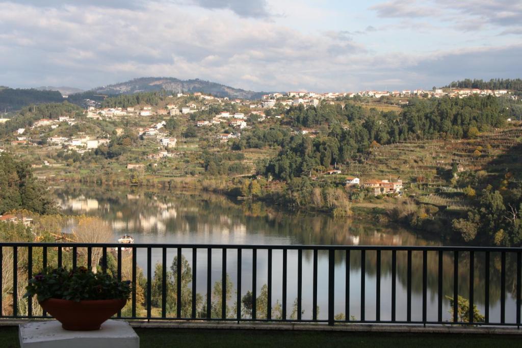 Quinta De Santa Cruz Hotel Canelas  Buitenkant foto